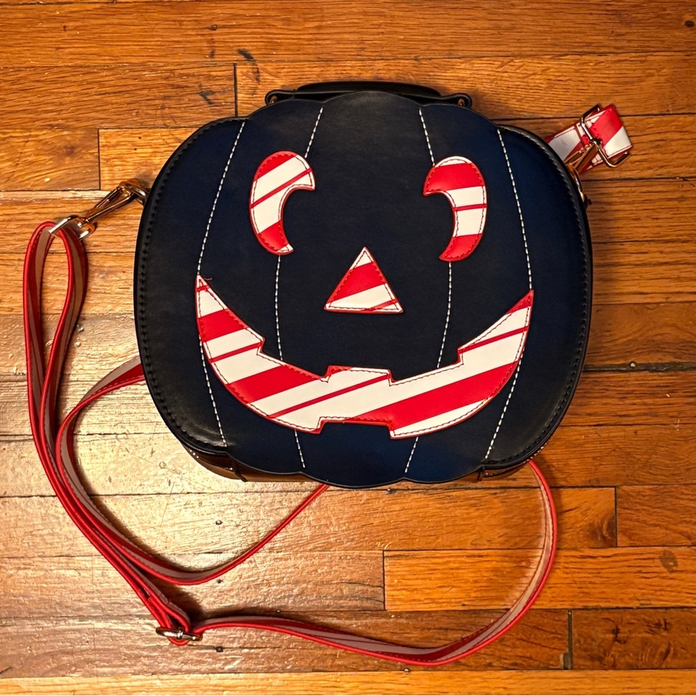 Hexmas Pumpkin Purse Backstitch Bruja Bag SOLD OUT convertible backpack